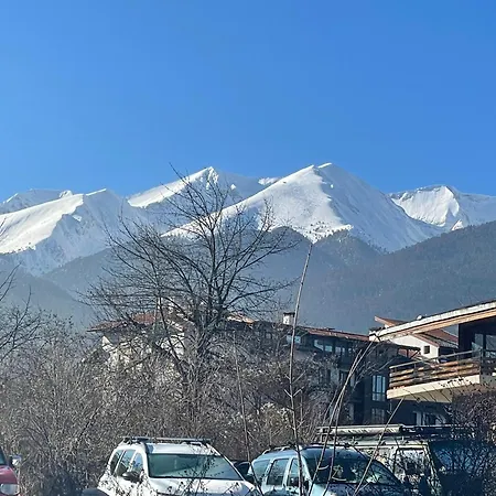 Mountain View 1-bedroom Few Steps From Piste And Gondola Lift Apartament Bansko